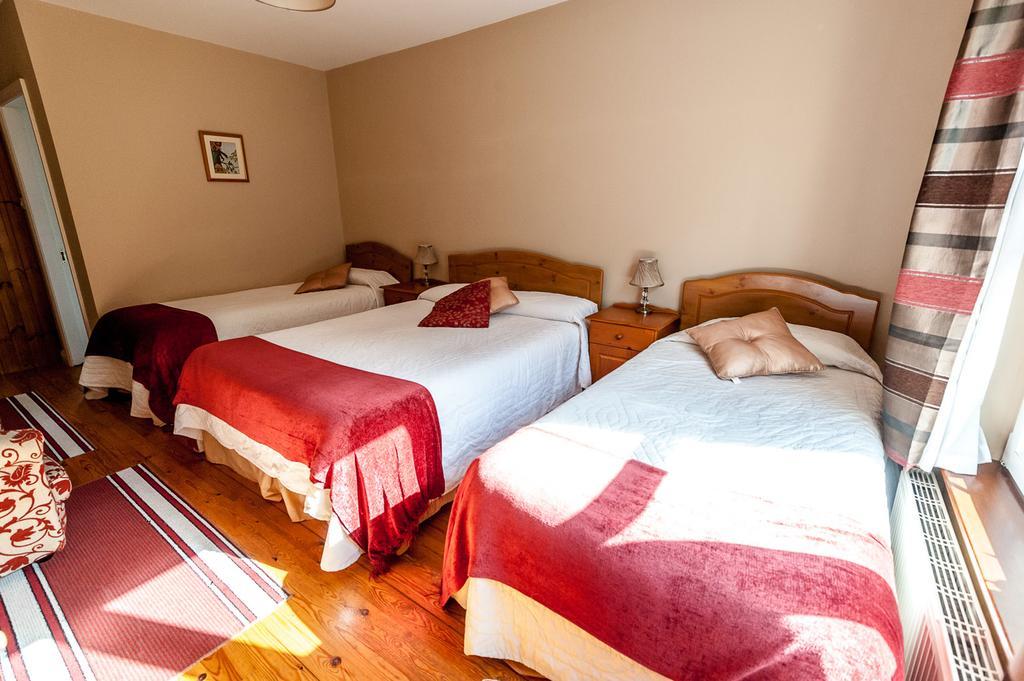 Macliam Lodge Guesthouse Клонакилти Экстерьер фото